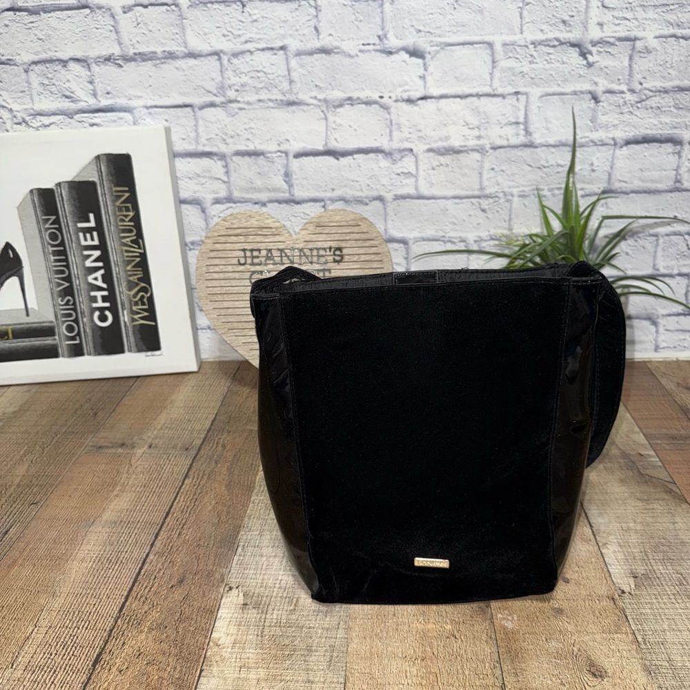 Carolina Herrera Good Girl black Velvet Top Handle Shoulder Bag